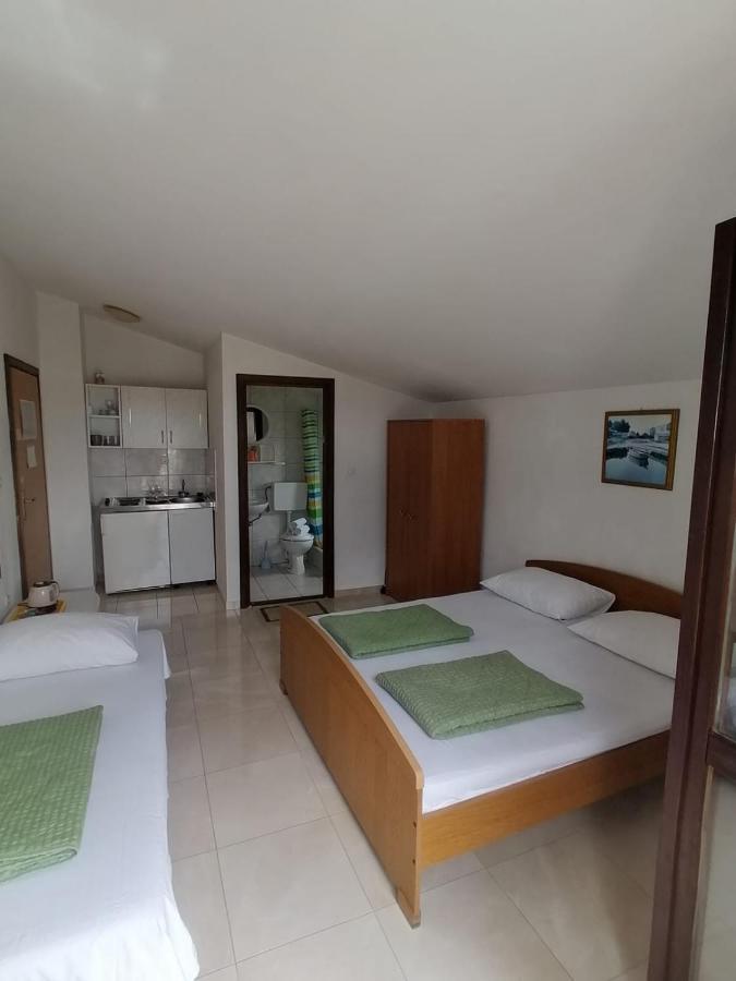 Studio Apartmani Marinella Baška Voda Exteriér fotografie