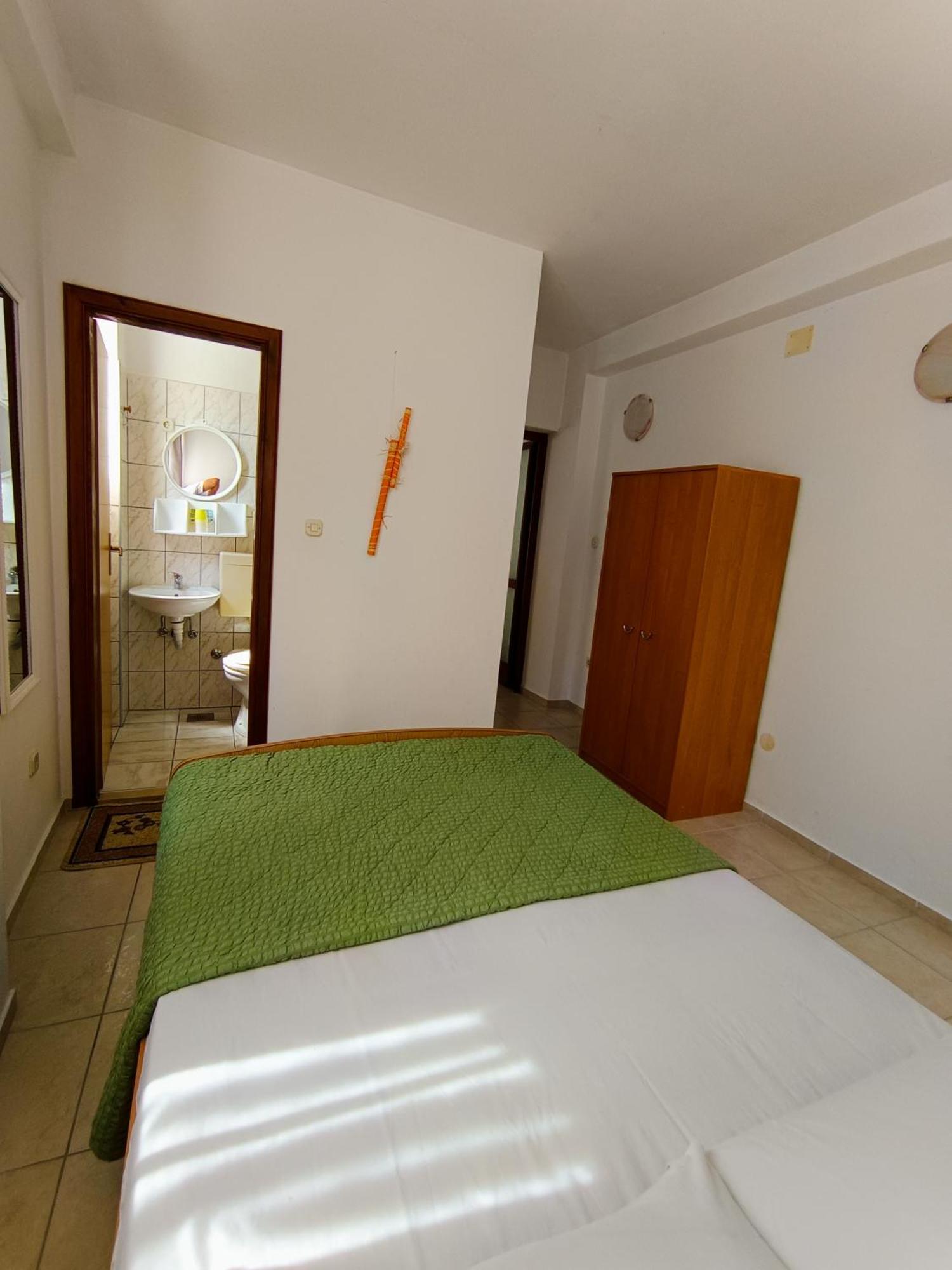 Studio Apartmani Marinella Baška Voda Pokoj fotografie